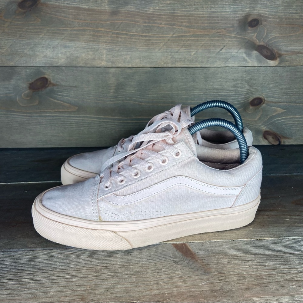 Vans old skool Womens size 7 shoes pink athletic skate sneakers